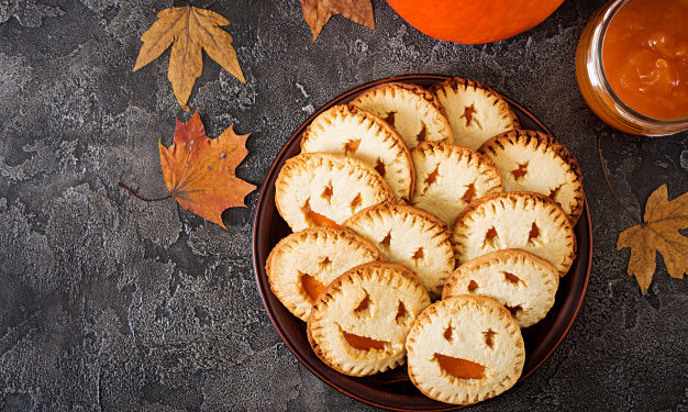 Biscotti a forma di zucca