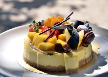 Torta di compleanno estiva