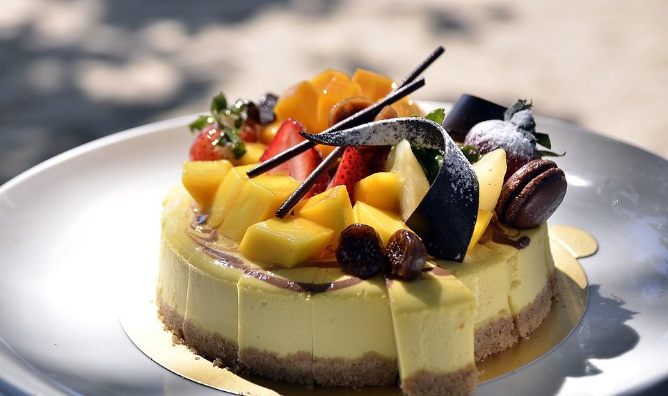 Torta di compleanno estiva