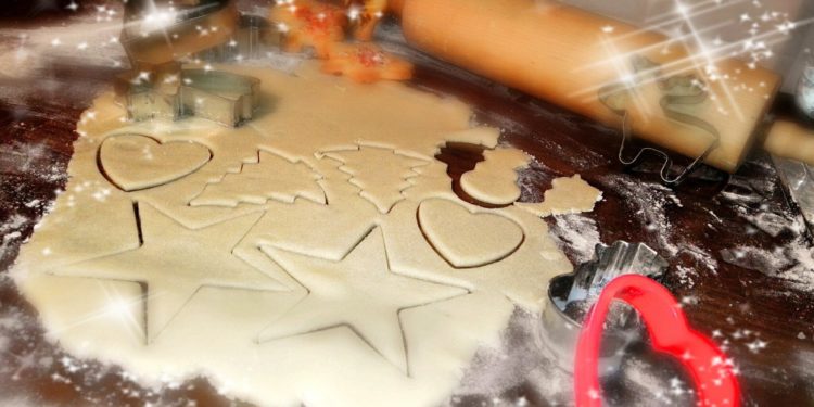 Biscotti di Natale con pasta di zucchero