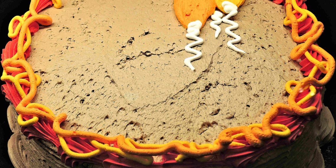 Ricetta torta a strati di Halloween