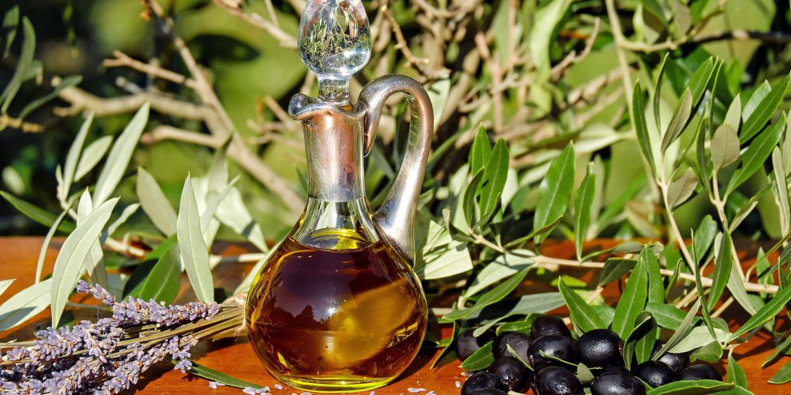 Come si sceglie l’olio extravergine d’oliva da consumare, oggi
