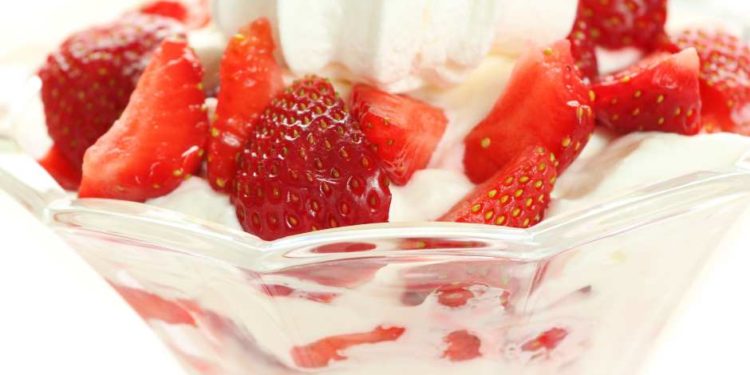 Ricetta crema pasticcera alla fragola