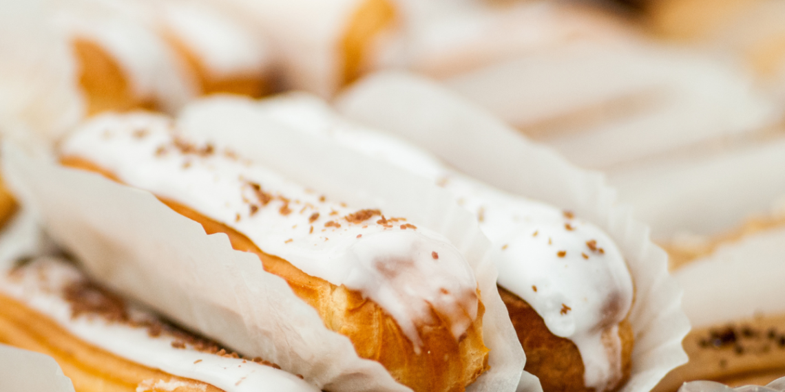 Eclair di panna cotta al mandarino con mousse alla vaniglia: ingredienti e preparazione