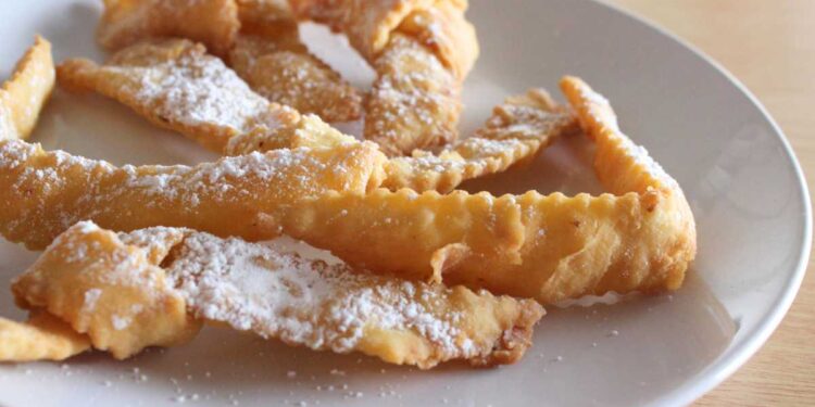 I dolci tipici di carnevale in giro per l’Italia